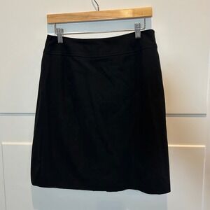 Larry Levine Stretch Black Pleated Midi Skirt Women's Size 10 Feminine Basic